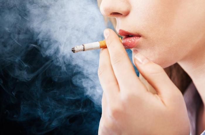 Dieta de reflujo ácido y el tabaco: ¿fumar causa acidez estomacal?